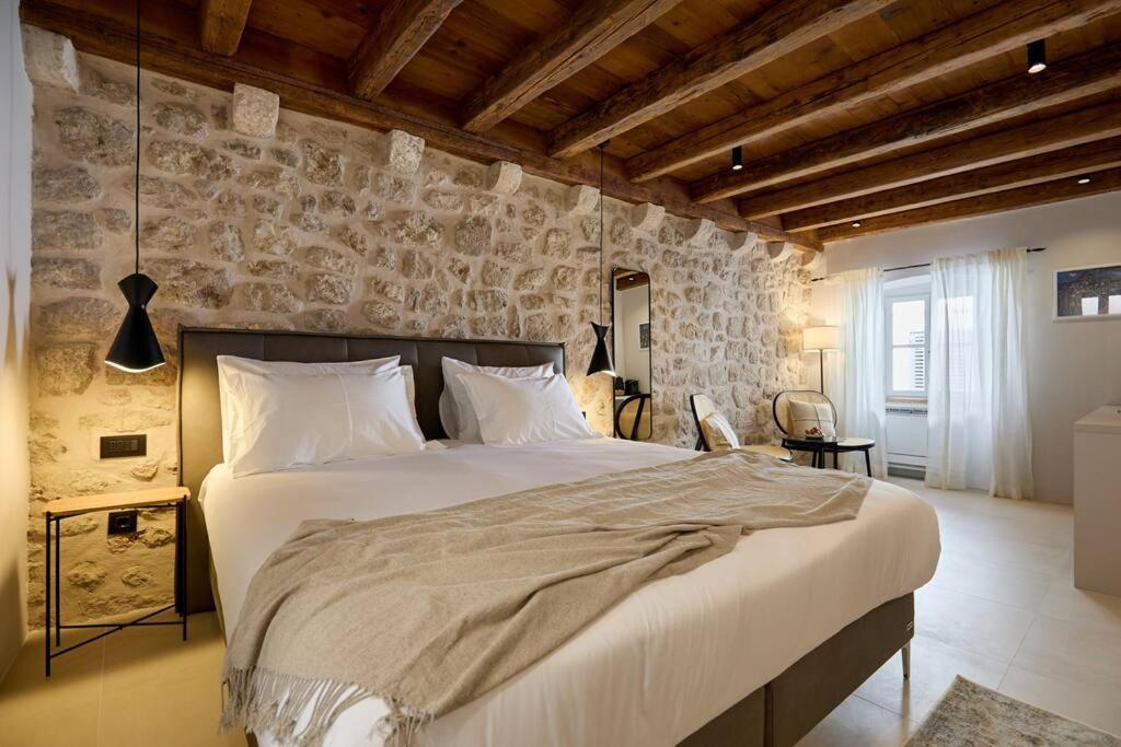 Modern Stone House, Luxury Suites In Dubrovnik Old Town Exterior photo
