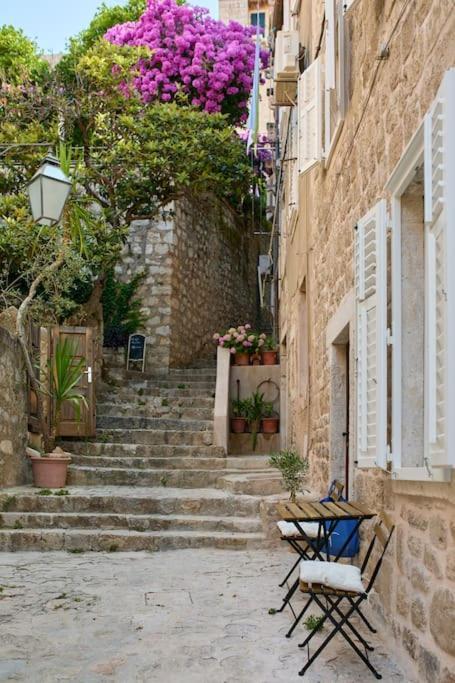 Modern Stone House, Luxury Suites In Dubrovnik Old Town Exterior photo